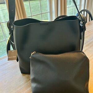 Falls Creek Elegant Black Shoulder Bag Set